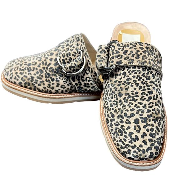 Dolce Vita Verna Slides in Leopard - Picture 1 of 13